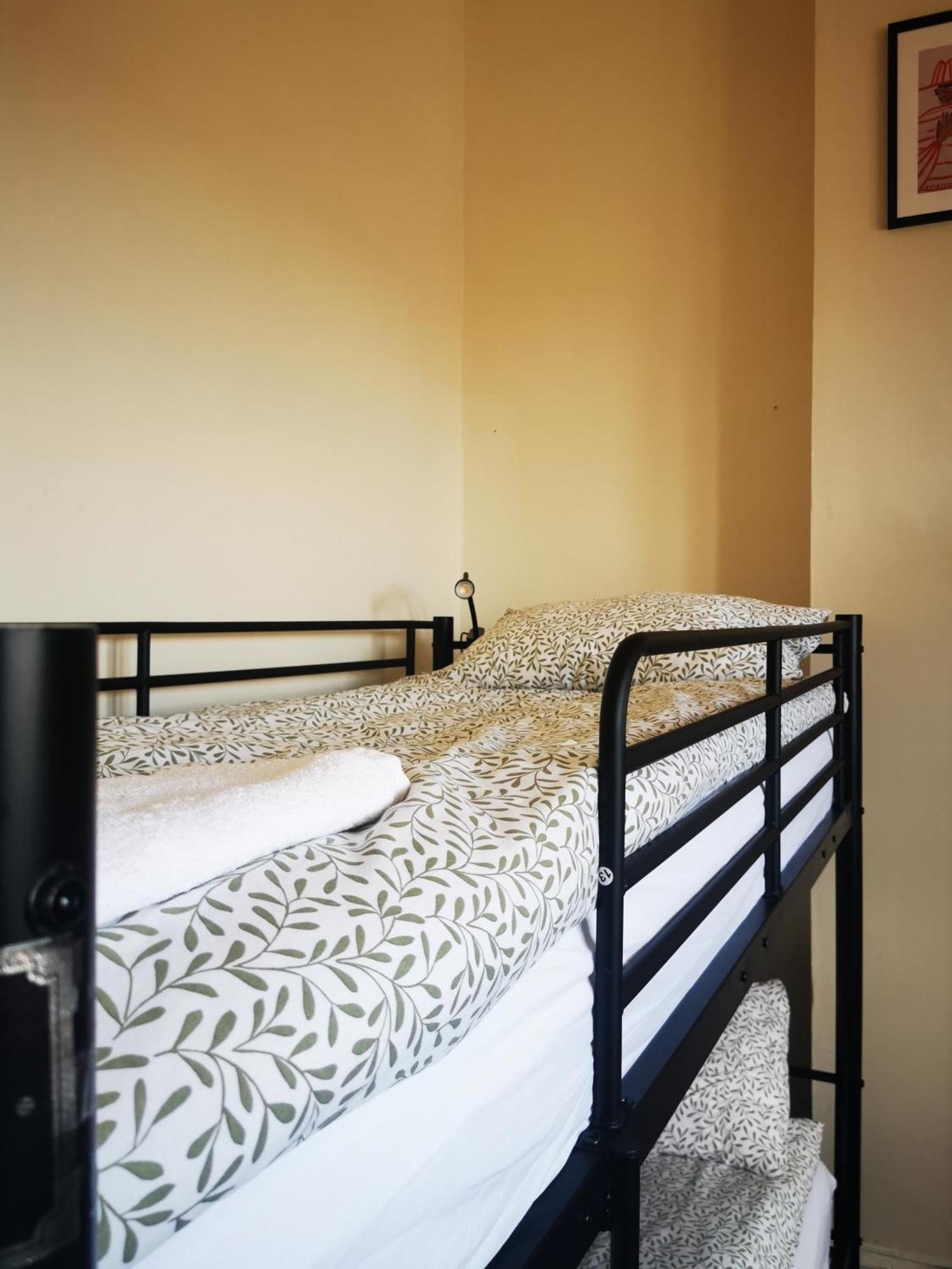 Botanic Avenue Hostel Less Than A Mile From The City Centre Belfast Esterno foto