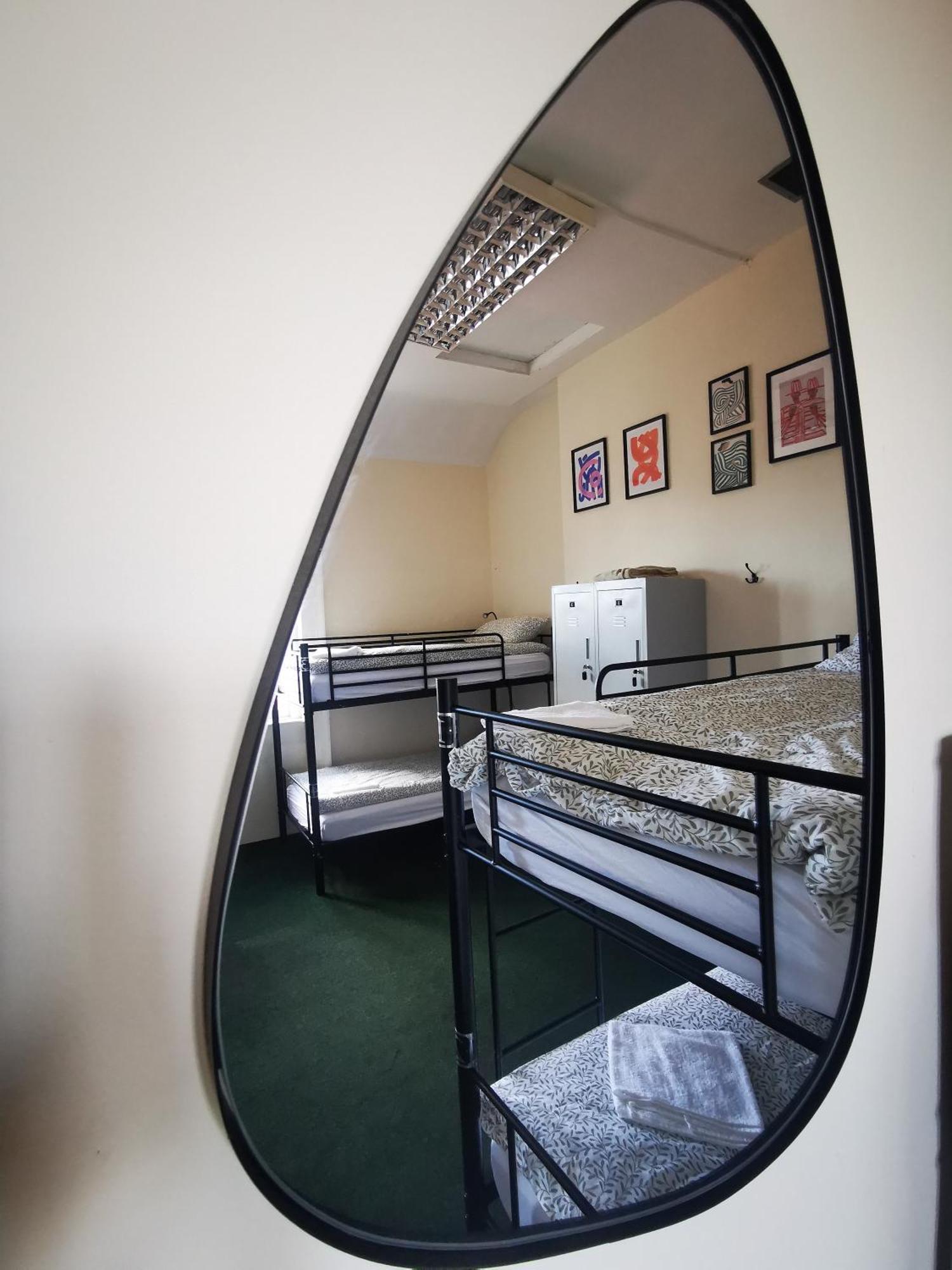 Botanic Avenue Hostel Less Than A Mile From The City Centre Belfast Esterno foto