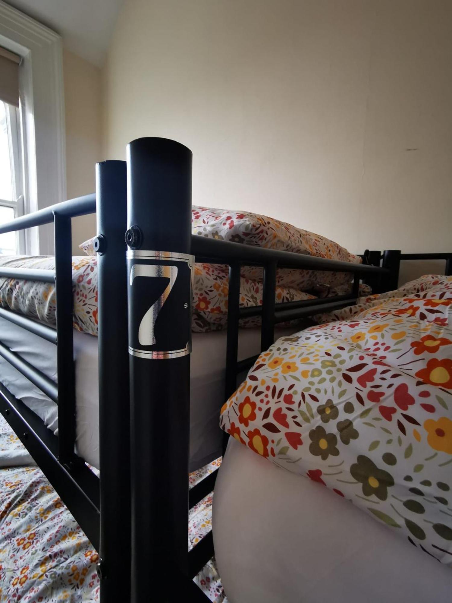 Botanic Avenue Hostel Less Than A Mile From The City Centre Belfast Esterno foto